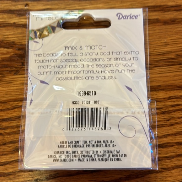 NWT 4 Packs Jewelry Interchangeable Bands & Bling Metal Charms Sliders by Darice - Picture 9 of 9